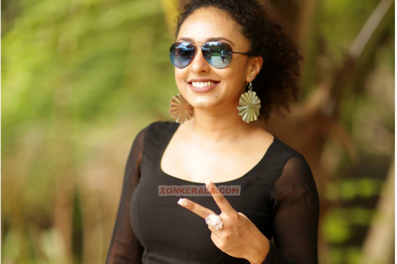 Pearle Maaney Malayalam Movie Actress Latest Stills 2037