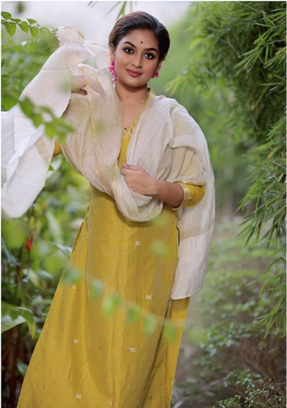 Latest Wallpapers Malayalam Heroine Prayaga Martin 2627