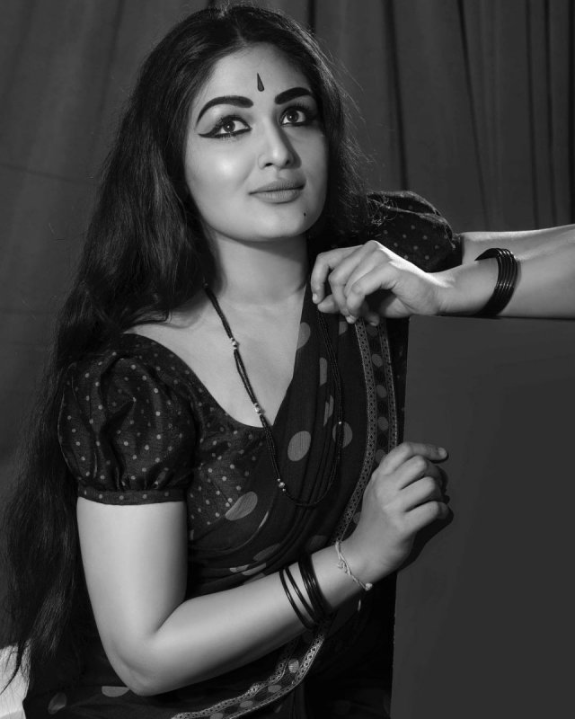 Photo Actress Prayaga Martin 6462