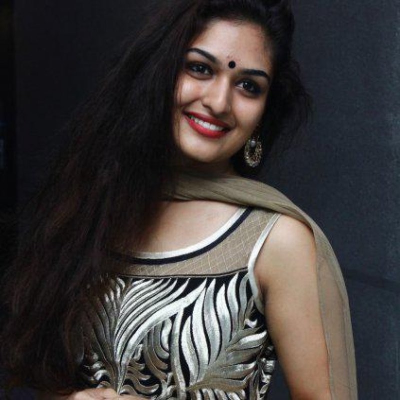 Prayaga Martin Actress Latest Wallpaper 5051