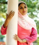 Prayaga Martin Cinema Actress Latest Wallpaper 1636