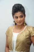 Priyamani 1369