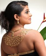 Priyamani 7593