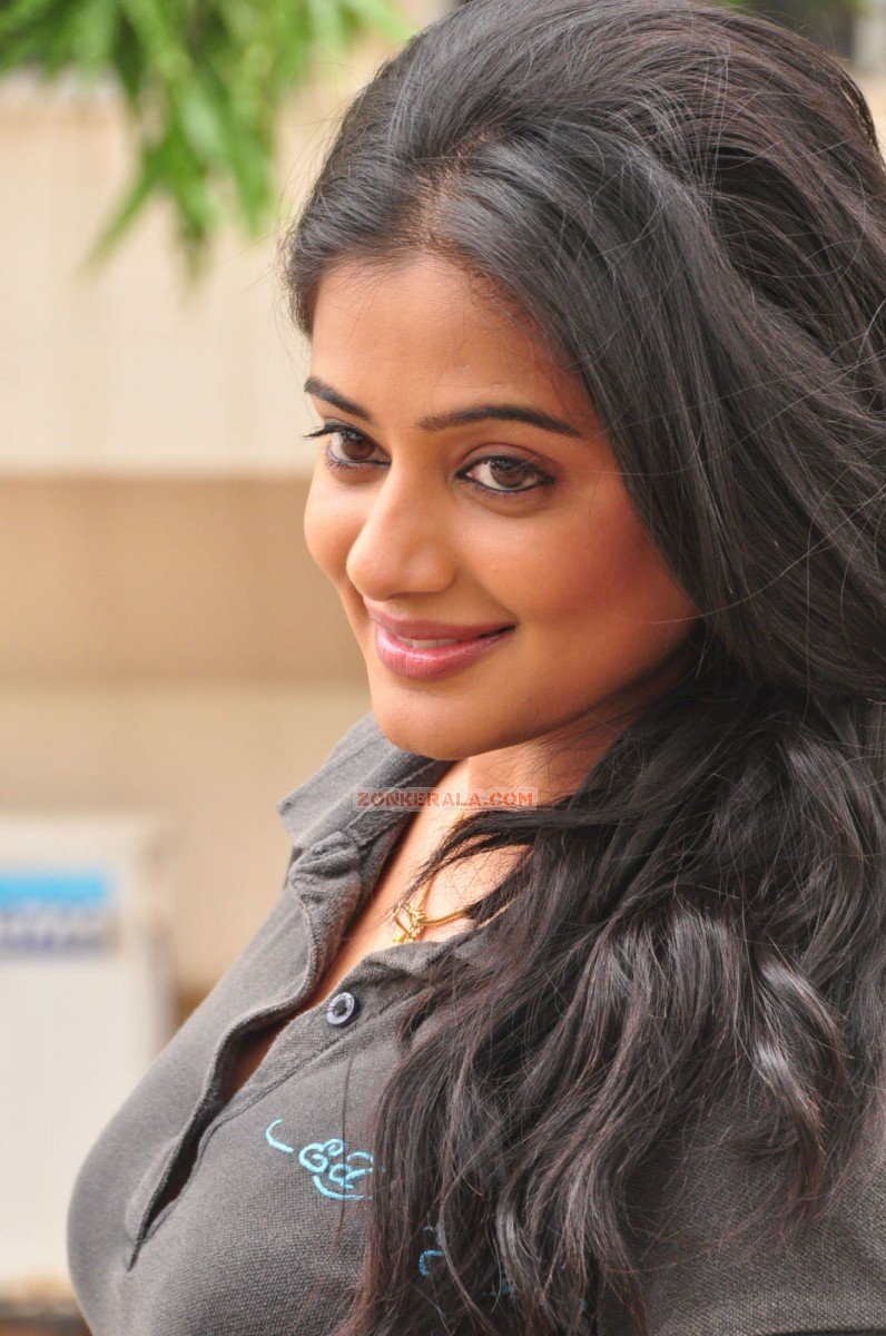 Priyamani Photos 7486