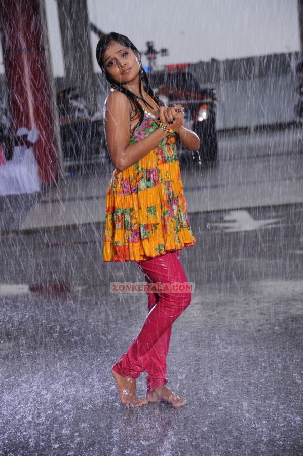 Actress Remya Nambeesan Stills 134