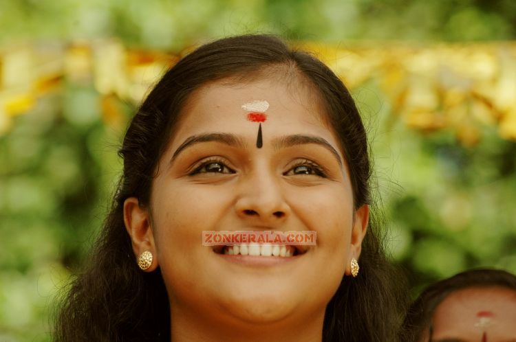 Remya Nambeesan 6597