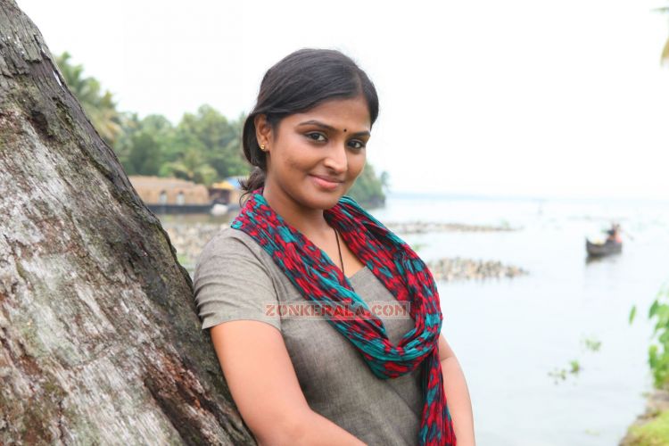 Remya Nambeesan Stills 3471 - Malayalam Actress Remya Nambeesan Photos.