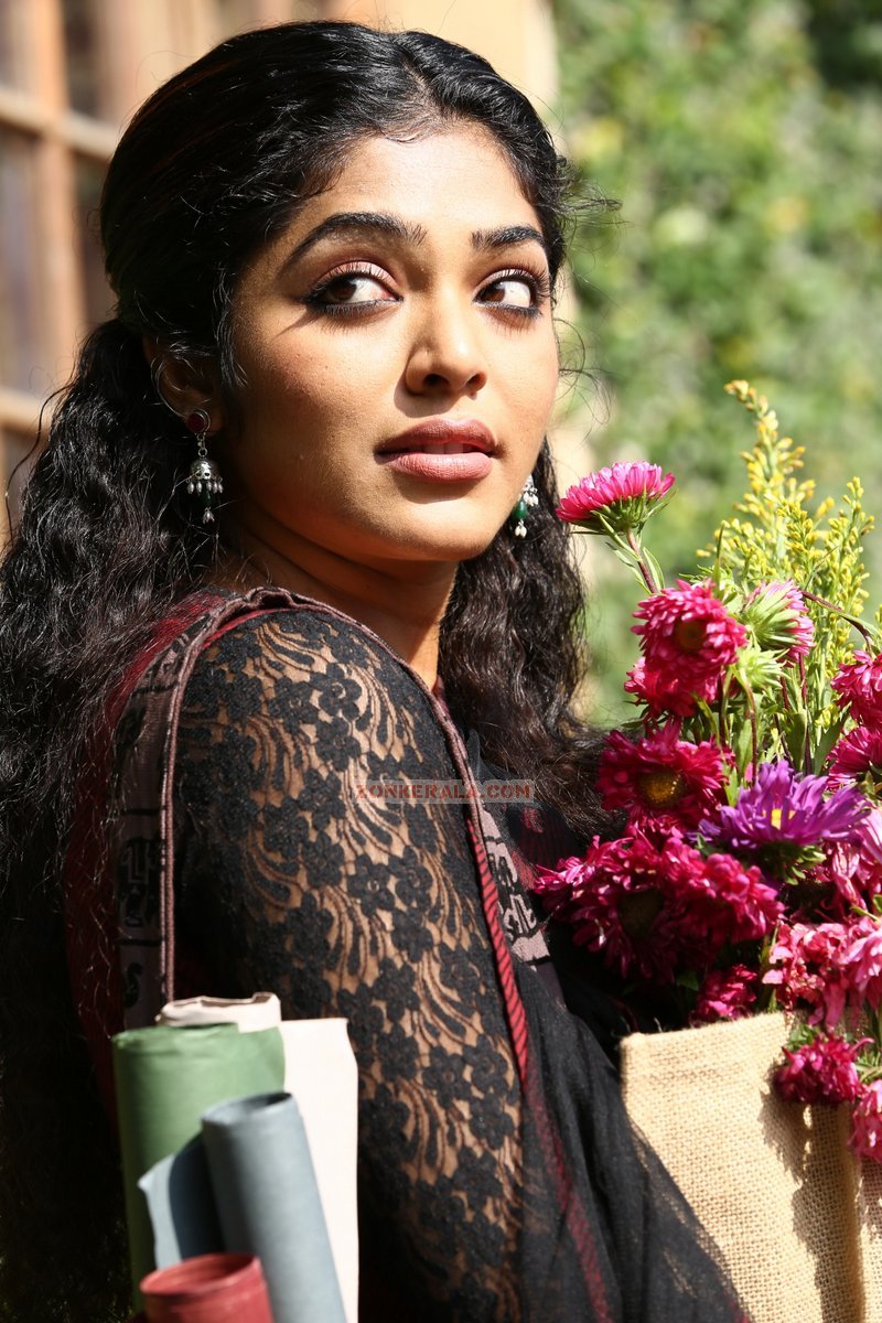 Rima Kallingal 7007