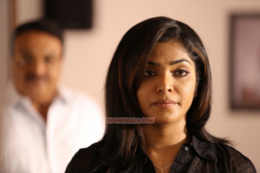 Rima Kallingal 7093