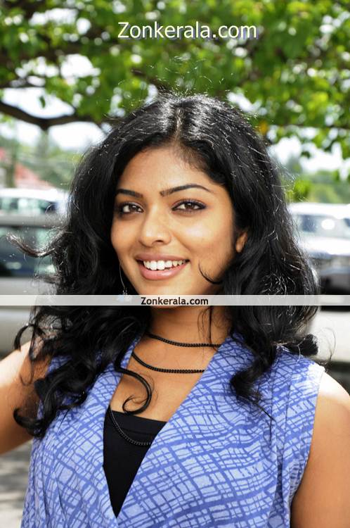 Rima Kallingal Hot Photos 8