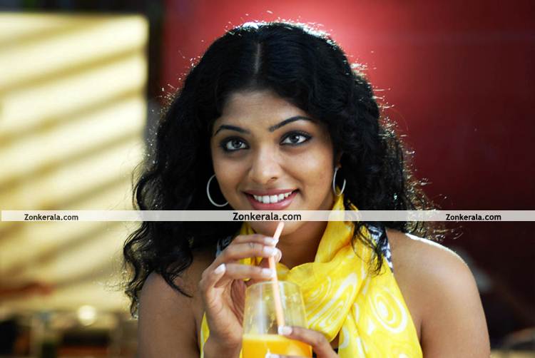 Rima Kallingal New Stills 4