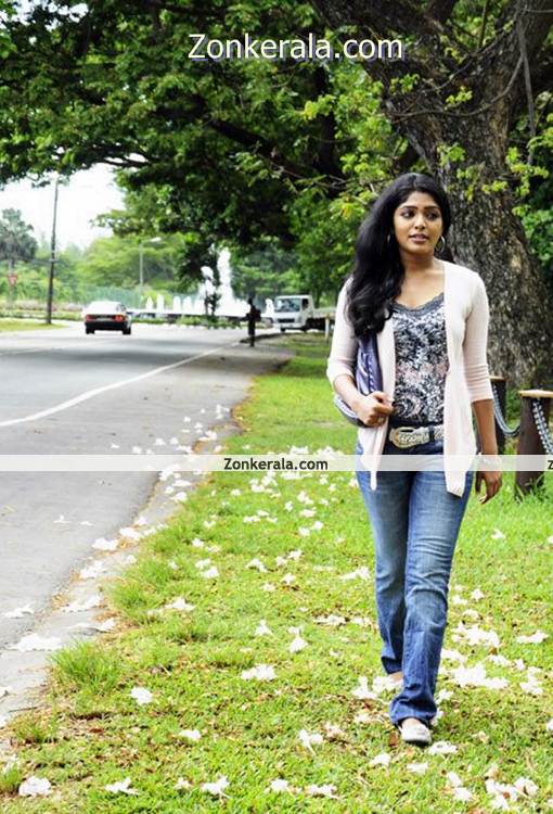 Rima Kallingal New Stills 9