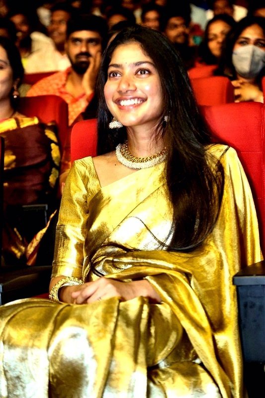 Actress Sai Pallavi Latest Still 290