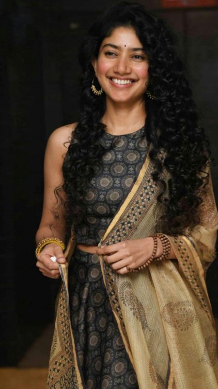 Jul 2019 Stills Actress Sai Pallavi 9812