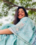 Sai Pallavi South Actress New Pics 7723