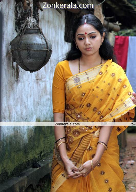 Samvrutha Sunil Latest Pic 3