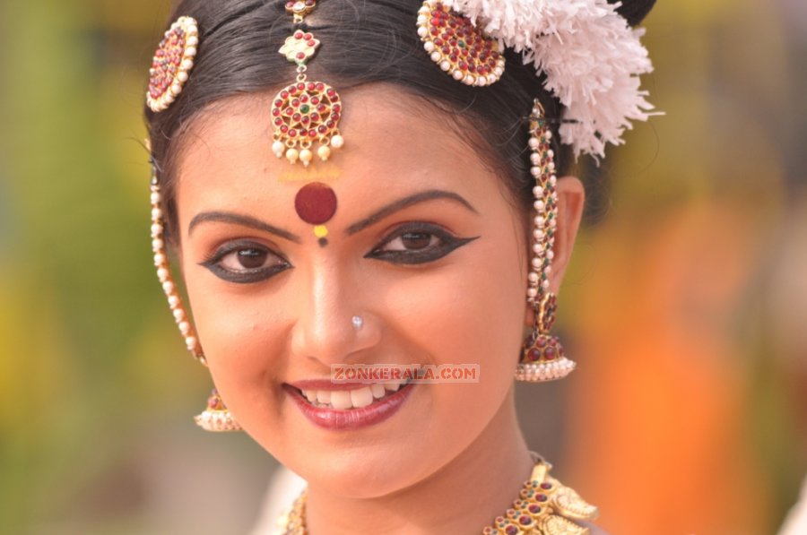 Actress Saranya Mohan 3815