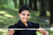 Saranya Mohan New Pics 5