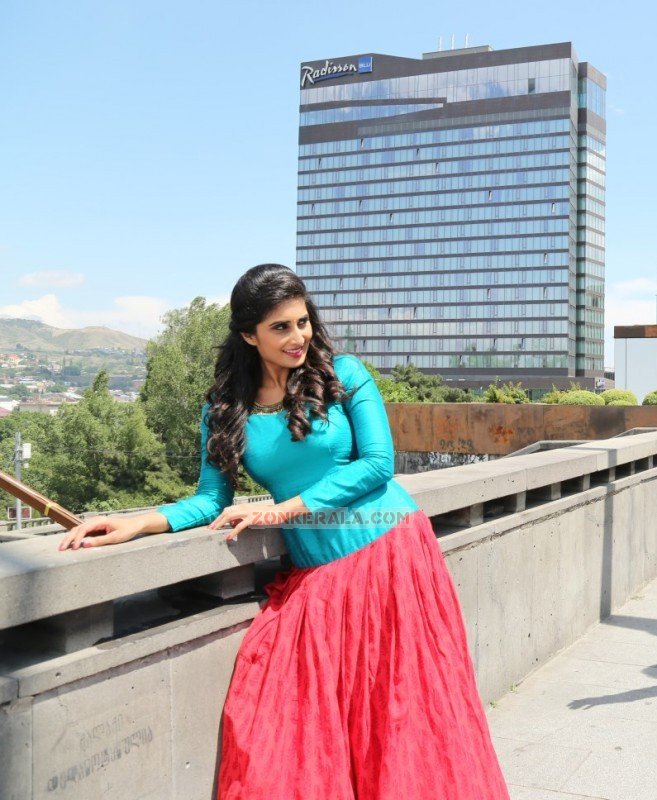 Malayalam Heroine Shamili Latest Pic 8992