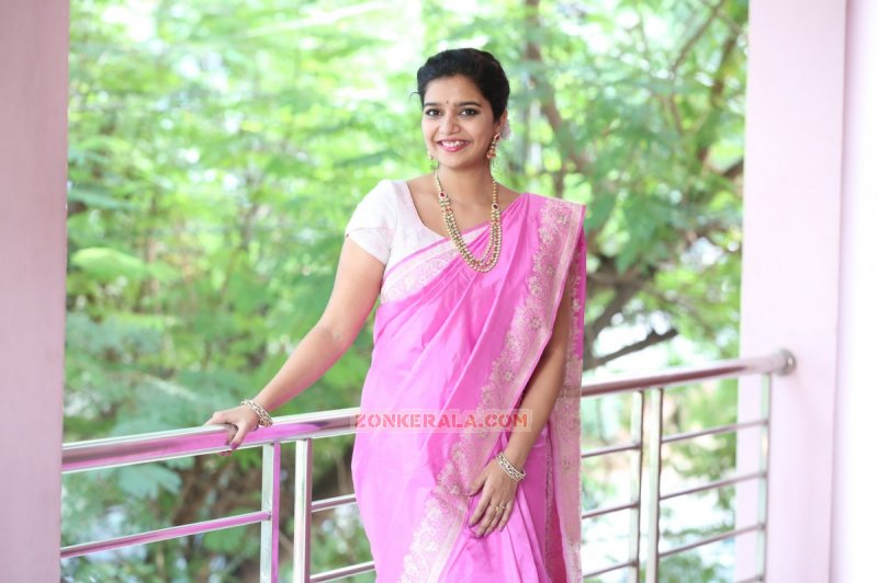 Swathi Reddy 2015 Wallpaper 9120
