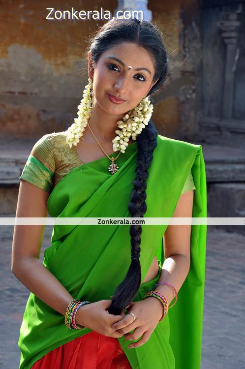 Uthra Unni New Pics 13