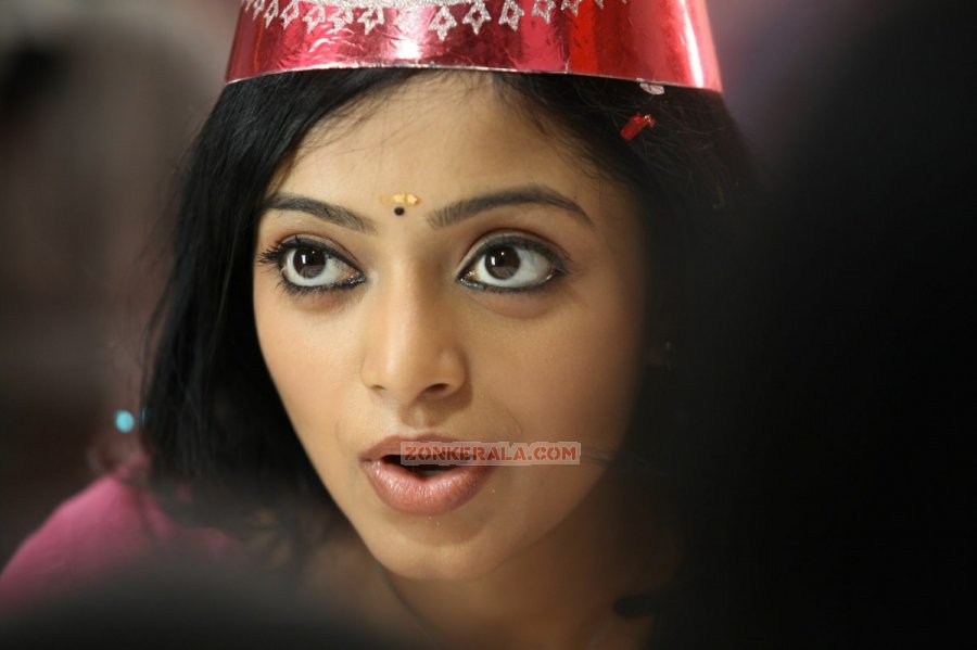 3 Dots Janani Iyer 611