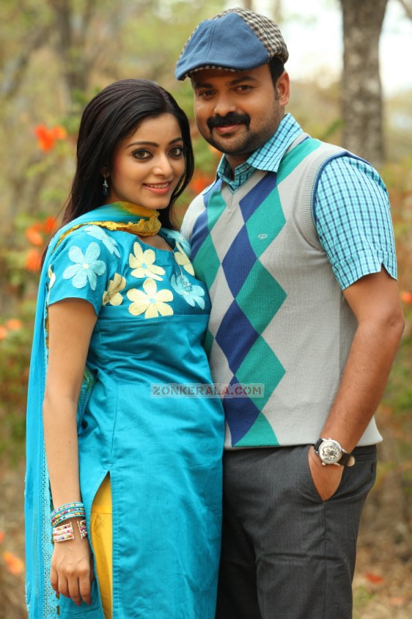 Janani Iyer Kunchacko Boban 765