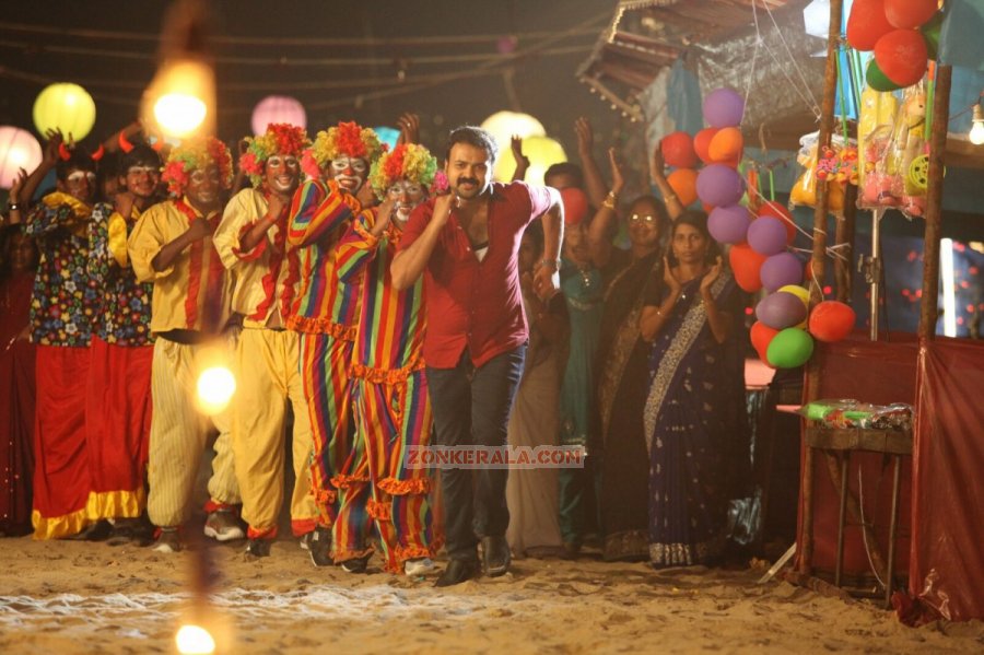 Movie 3 Dots Stills 6000