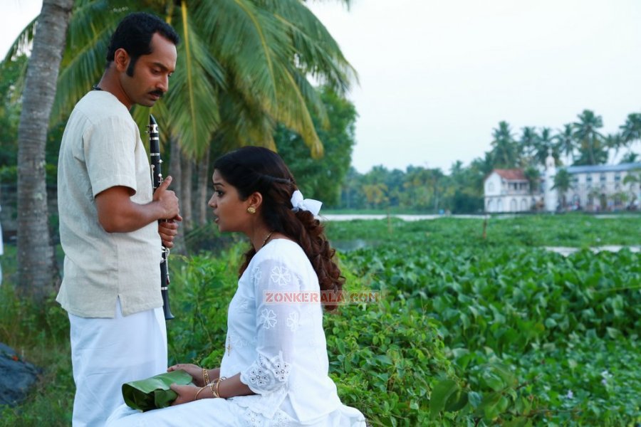 Swathi Fahad Fazil In Amen Movie 212