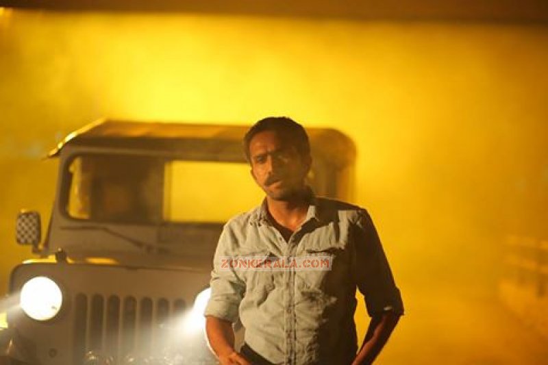 Shine Tom Chacko In Ann Maria Kalippilaanu 377