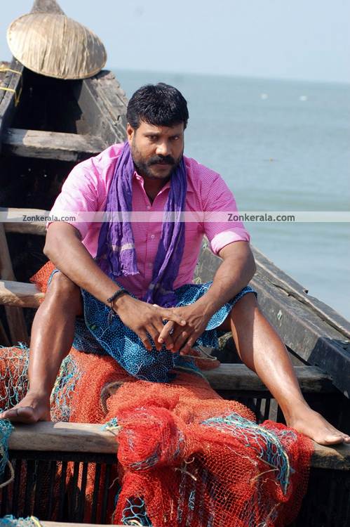 Kalabhavan Mani In Azhakadal 4