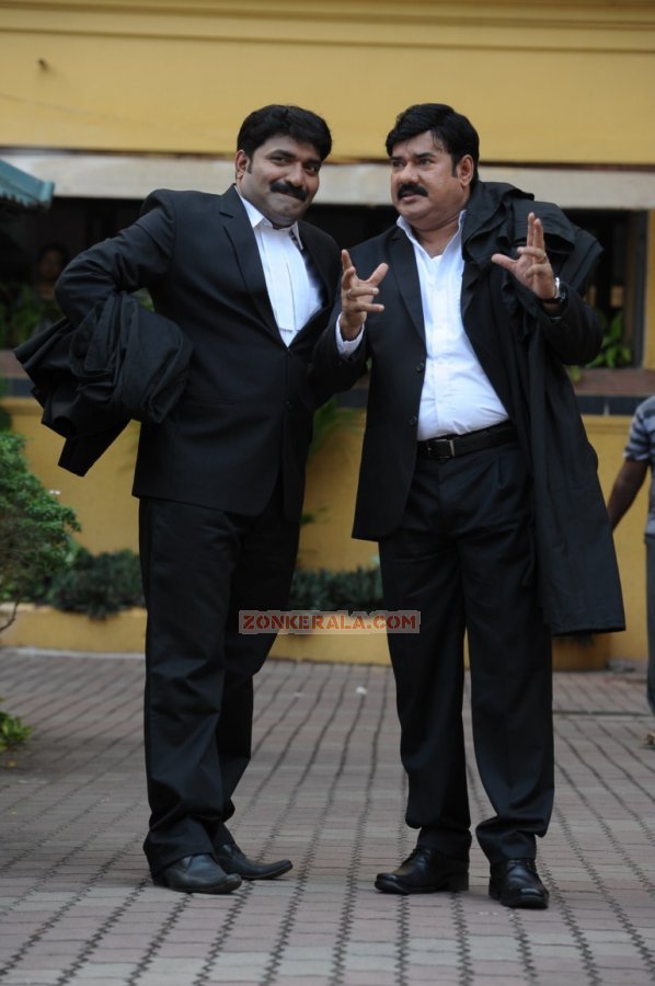 Kottayam Nazeer And Manianpillai Raju In Bad Boys 375