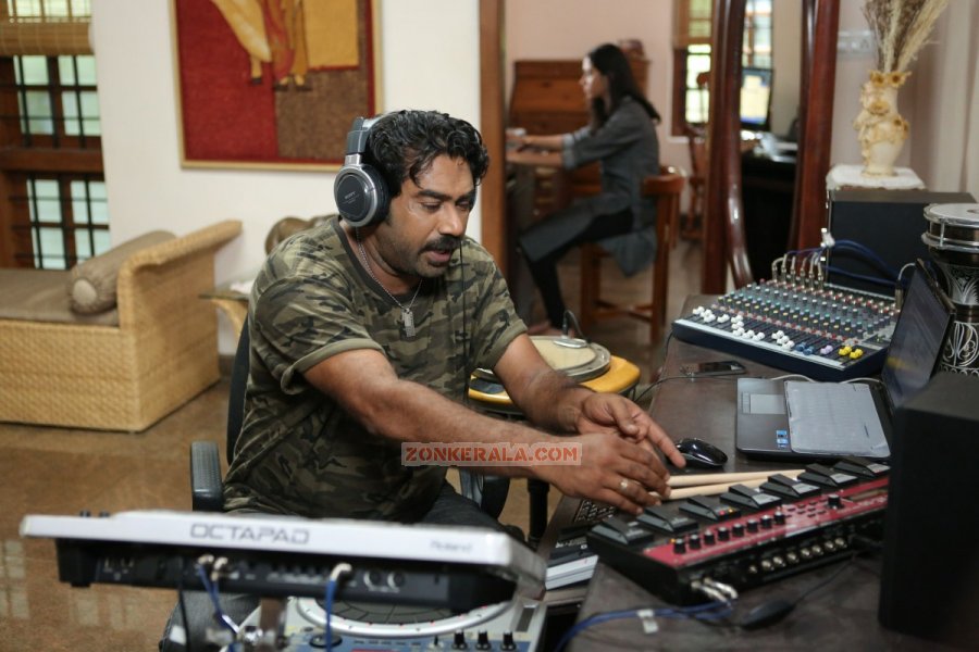 Biju Menon In Movie Chettayees 743