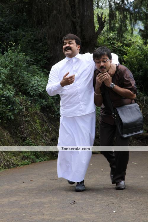 Mohanlal And Jayaram In China Town 5