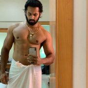 Chocolate Stoey Retold Unni Mukundan 658