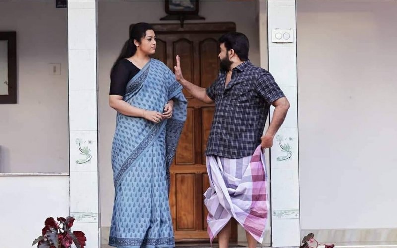 Mohanlal And Meena In Drishyam 2 New Still 61