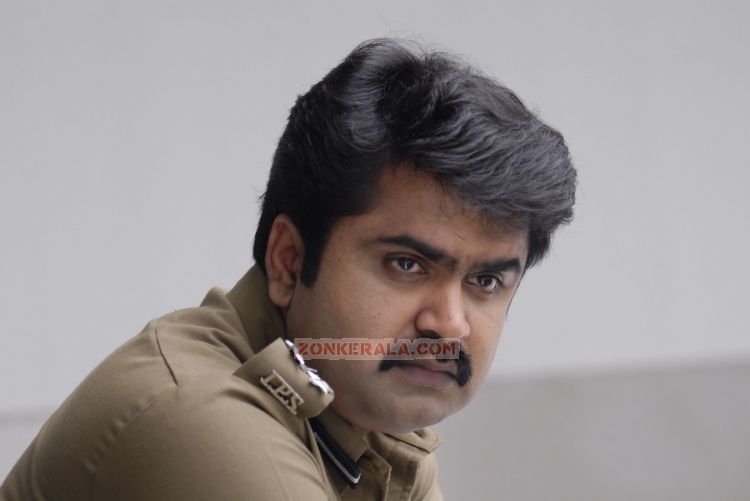 Anoop Menon In Ee Adutha Kalathu 912