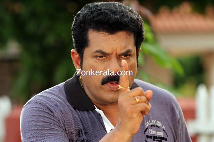 Mukesh In Grahanayakan 2