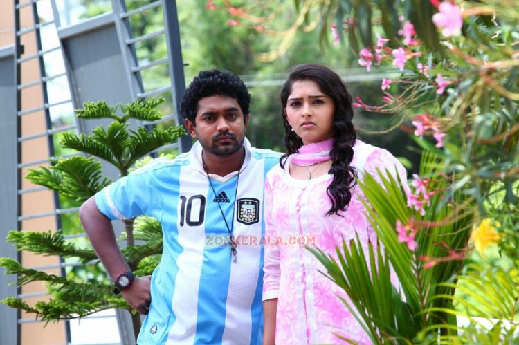 Asif Ali And Sanusha 779