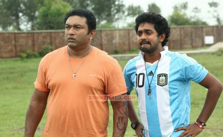 Baburaj And Asif Ali In Idiots 128