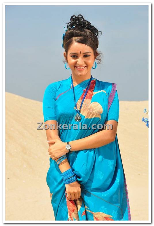 Actress Bhama Photo 2