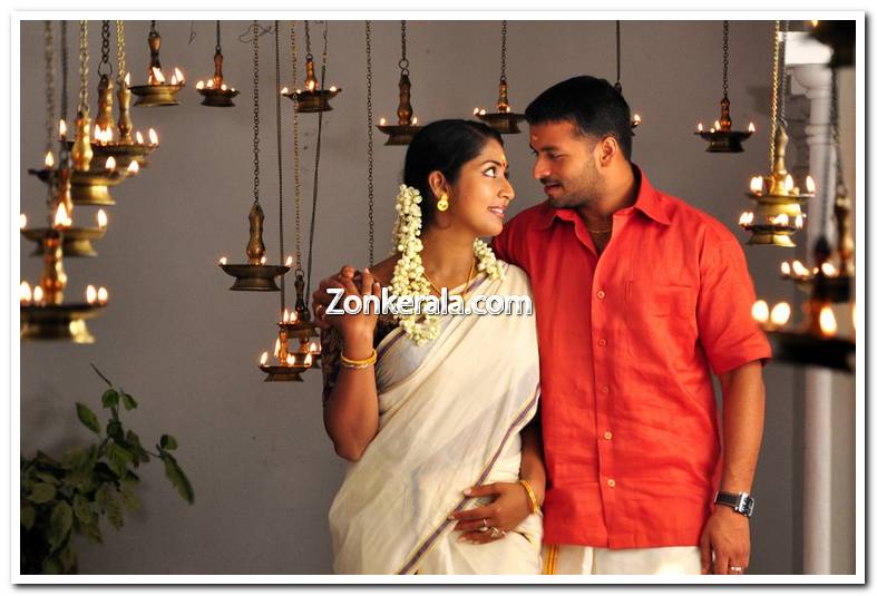 Jayasurya Navya Nair Still 1