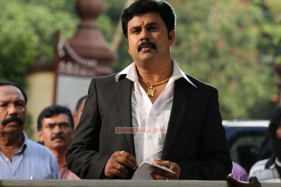 Dileep In Kammath And Kammath Movie 910