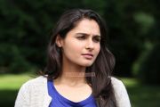 Andrea Jeremiah London Bridge 546