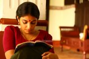 Actress Mythili In Mazhaneerthullikal Movie 434