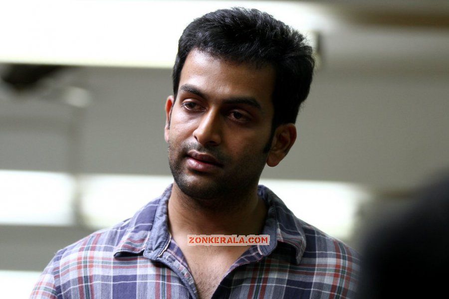 Prithviraj In Movie Memories 4