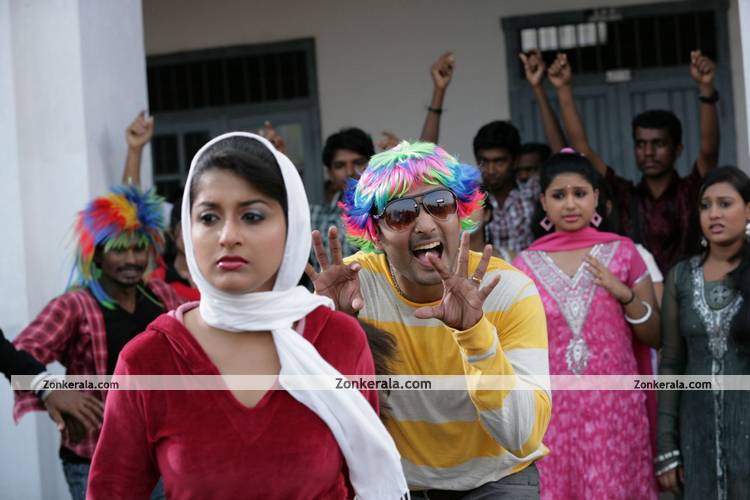 Meera Jasmine And Munna In Mohabbath 11