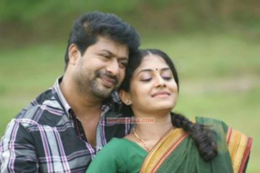 Irshad And Kavitha Nair In Mukham Mootikal 713