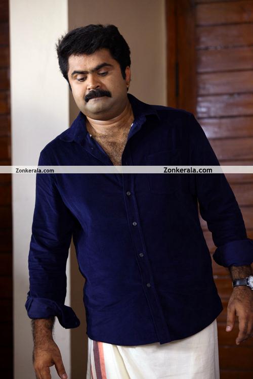 Anoop Menon 5