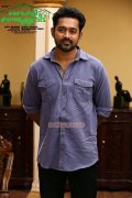 Movie Asif Ali In Mylanchi Monchulla Veedu 825